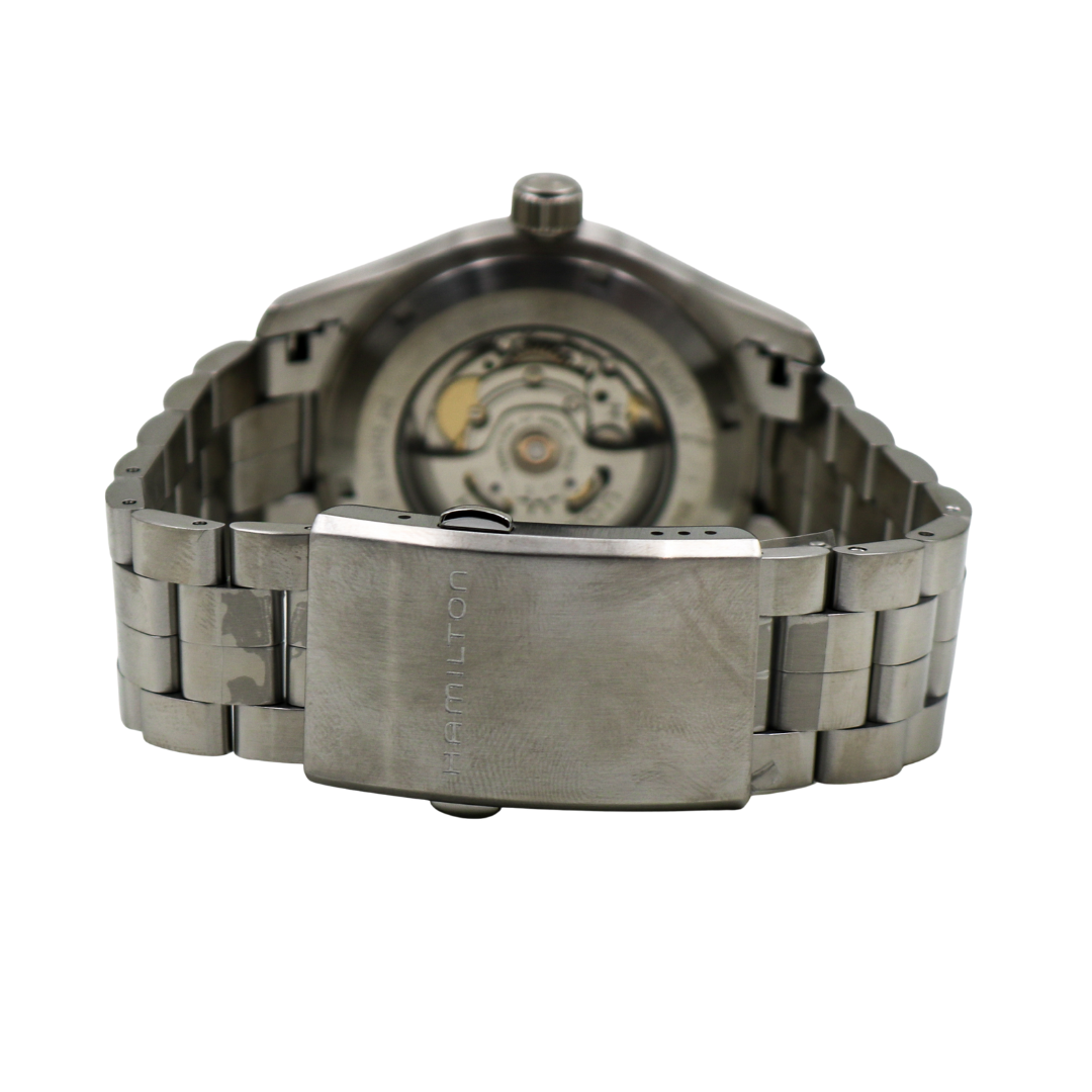 Closed clasp with engraved Hamilton logo on green dial model