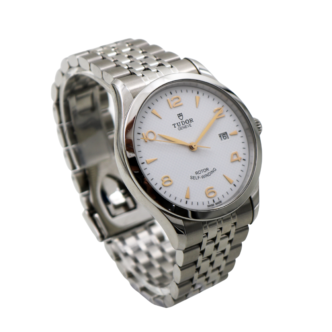 Tudor 1926 41mm Automatic White Dial angled left view