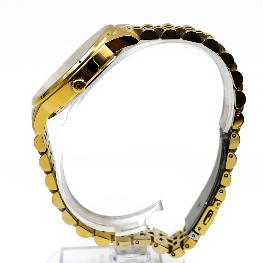 Bulova Futuro Gold Diamond
