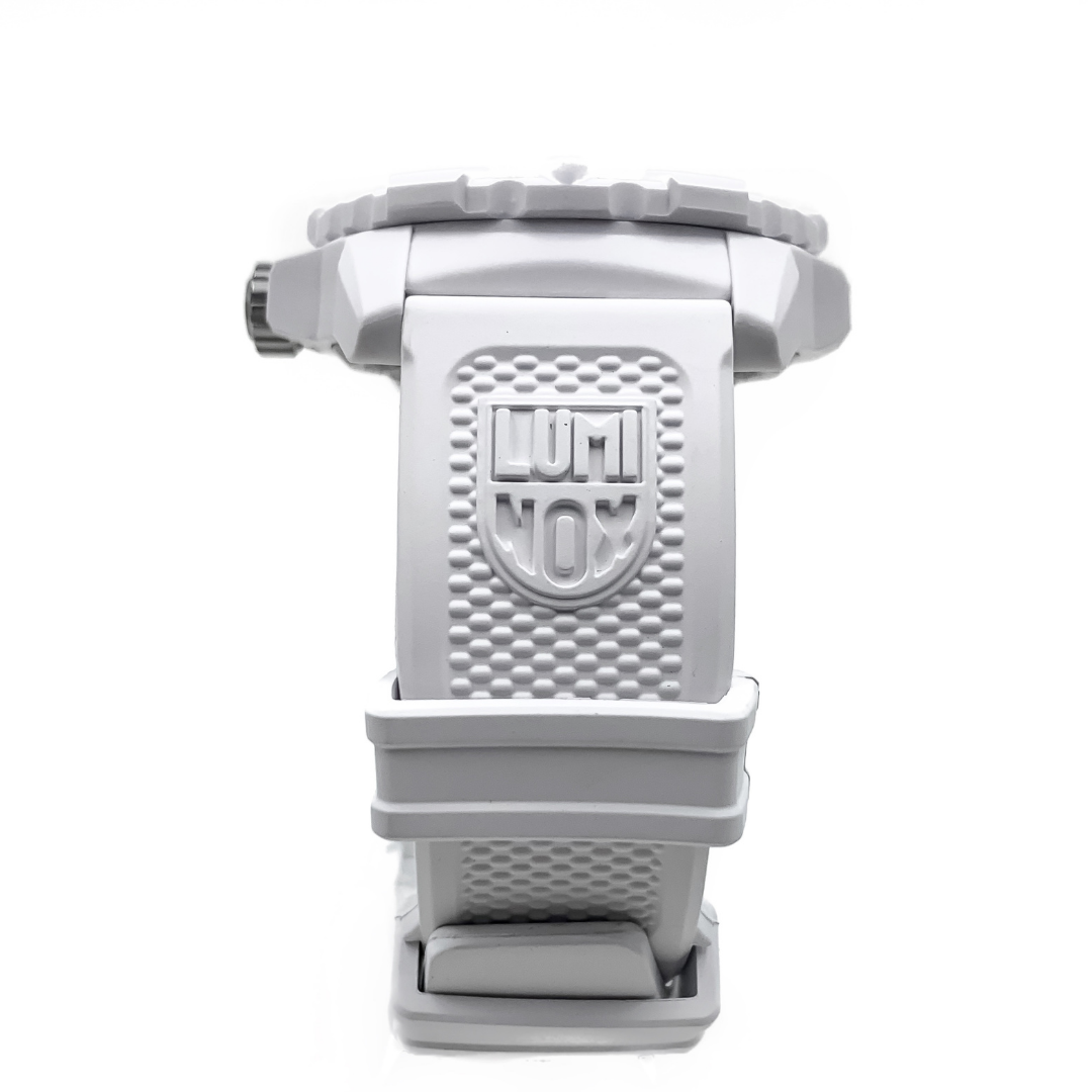 LuminoxLuminoxNavy SEAL-White sport watchNavy SEAL-White sport watch