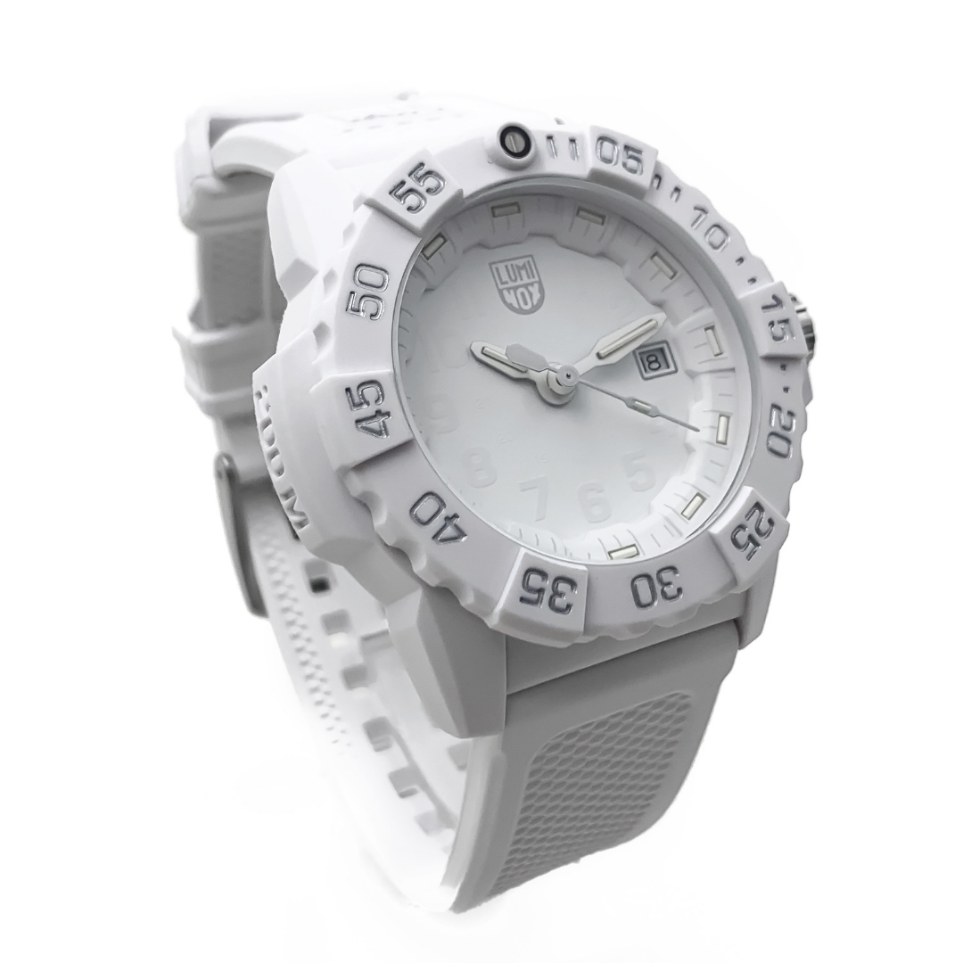 LuminoxLuminoxNavy SEAL-White sport watchNavy SEAL-White sport watch