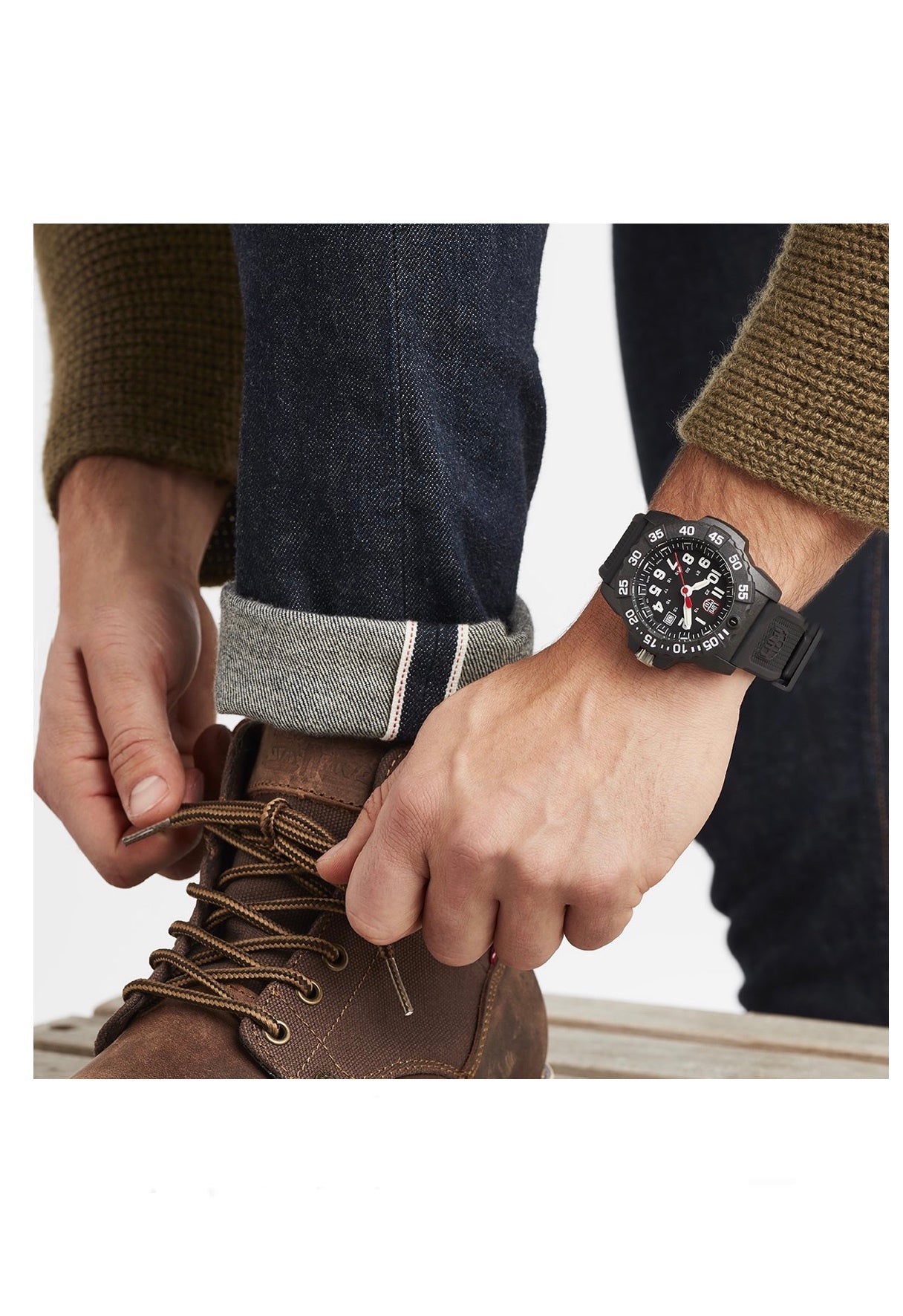 Luminox Navy Seal On Wrist BUY Luminox Navy Seal Swiss Quartz